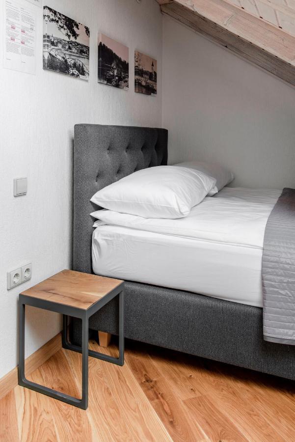 Small Attic Rooms In Kaunas Old Town מראה חיצוני תמונה