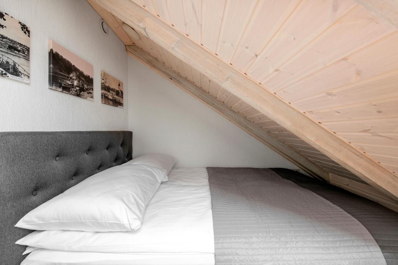 Small Attic Rooms In Kaunas Old Town מראה חיצוני תמונה