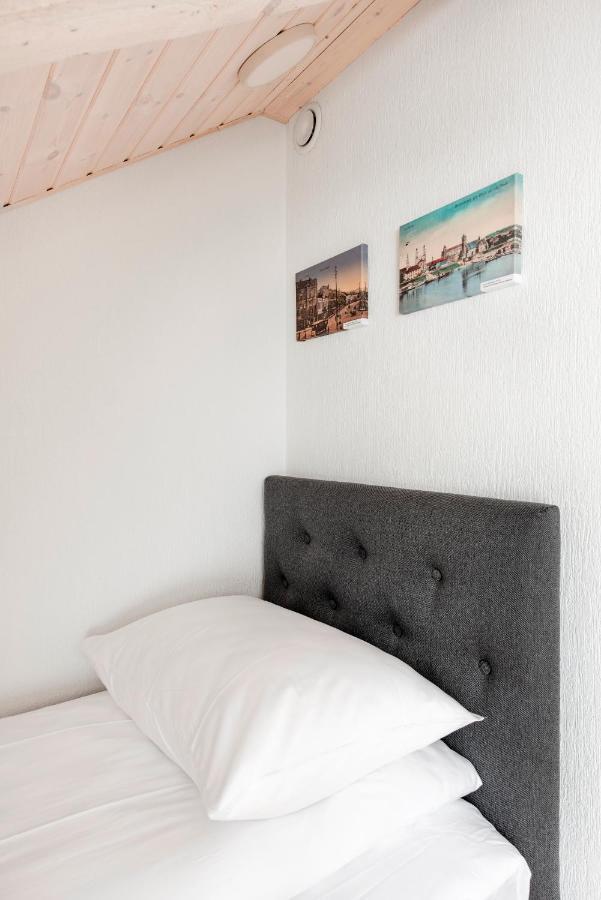 Small Attic Rooms In Kaunas Old Town מראה חיצוני תמונה